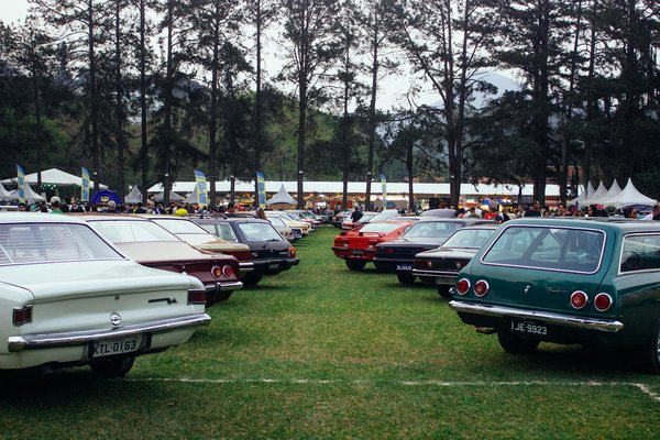 Percez les mystères essentiels pour une peau éclatante et rajeunie instantanément !